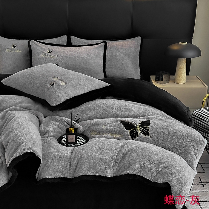 91家纺网 家纺一手货源 找家纺 2025兔毛包边贴布绣花牛奶绒四件套蝶恋 蝶恋-灰