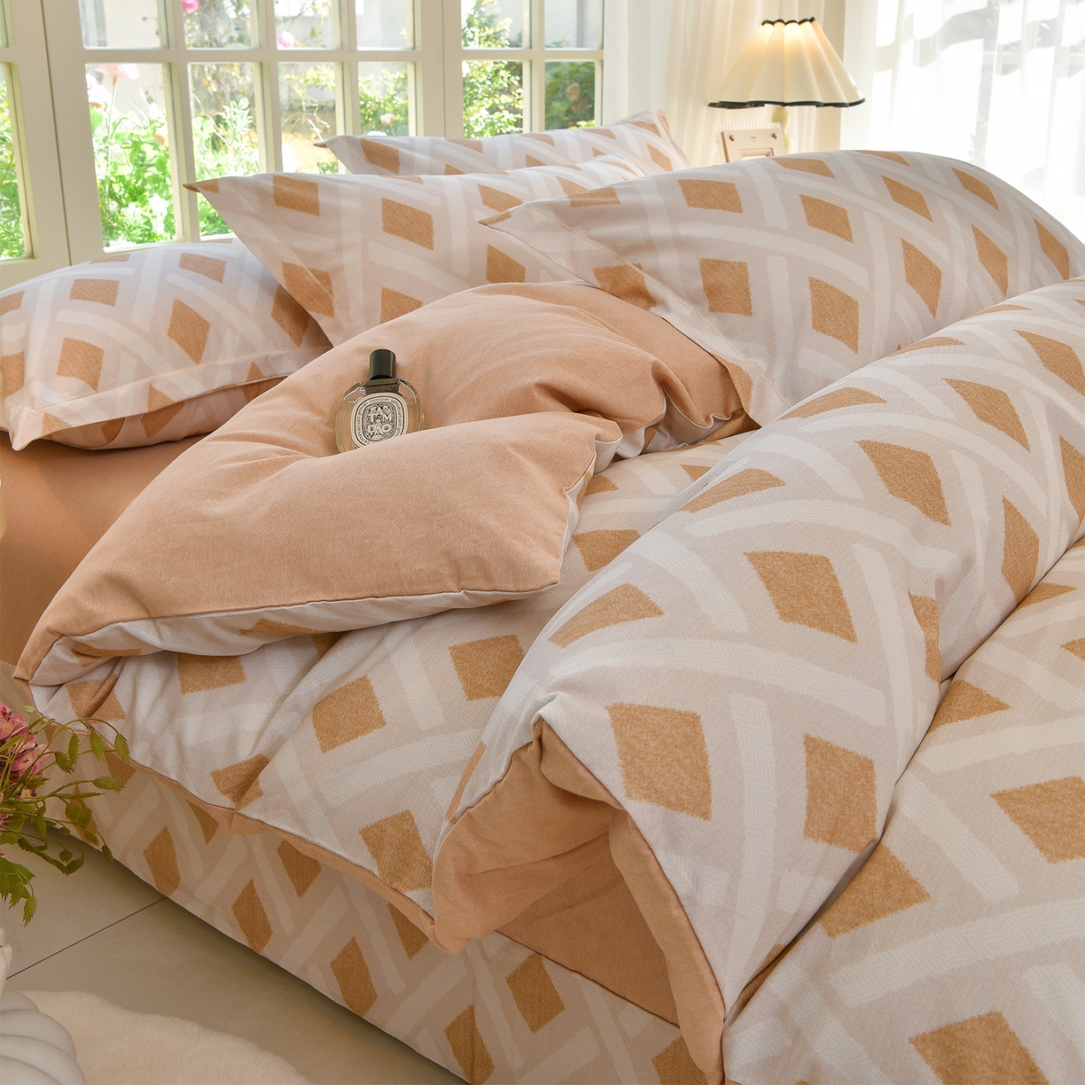 91家纺网 家纺一手货源 找家纺 董成龙家纺 2025新款全棉磨毛数码印花四件套 里域-棕