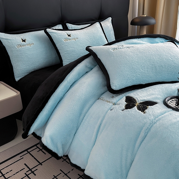 91家纺网 家纺一手货源 找家纺 2025兔毛包边贴布绣花牛奶绒四件套蝶恋 蝶恋-蓝