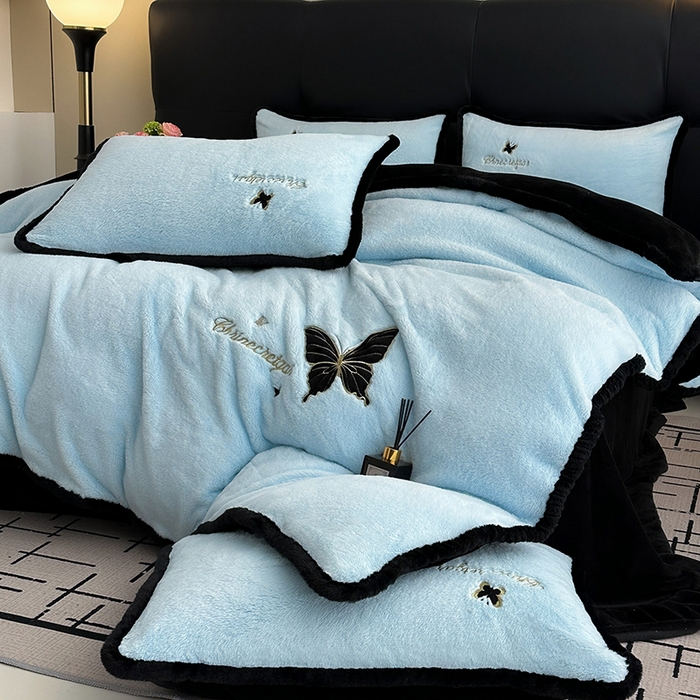 91家纺网 家纺一手货源 找家纺 2025兔毛包边贴布绣花牛奶绒四件套蝶恋 蝶恋-蓝