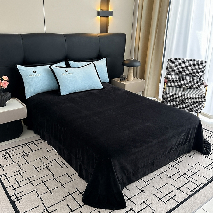 91家纺网 家纺一手货源 找家纺 2025兔毛包边贴布绣花牛奶绒四件套蝶恋 蝶恋-蓝