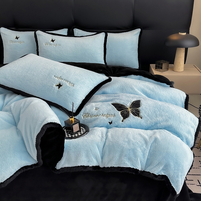 91家纺网 家纺一手货源 找家纺 2025兔毛包边贴布绣花牛奶绒四件套蝶恋 蝶恋-蓝