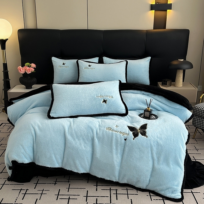 91家纺网 家纺一手货源 找家纺 2025兔毛包边贴布绣花牛奶绒四件套蝶恋 蝶恋-蓝