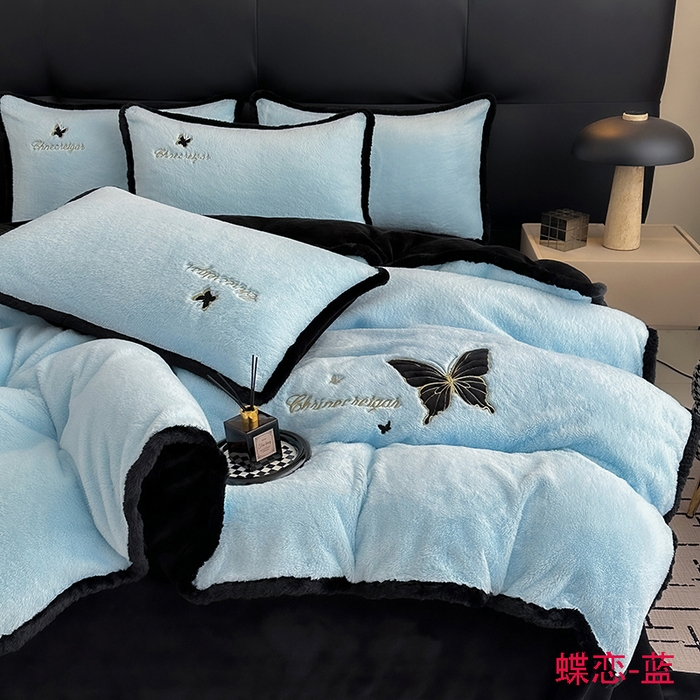 91家纺网 家纺一手货源 找家纺 2025兔毛包边贴布绣花牛奶绒四件套蝶恋 蝶恋-蓝