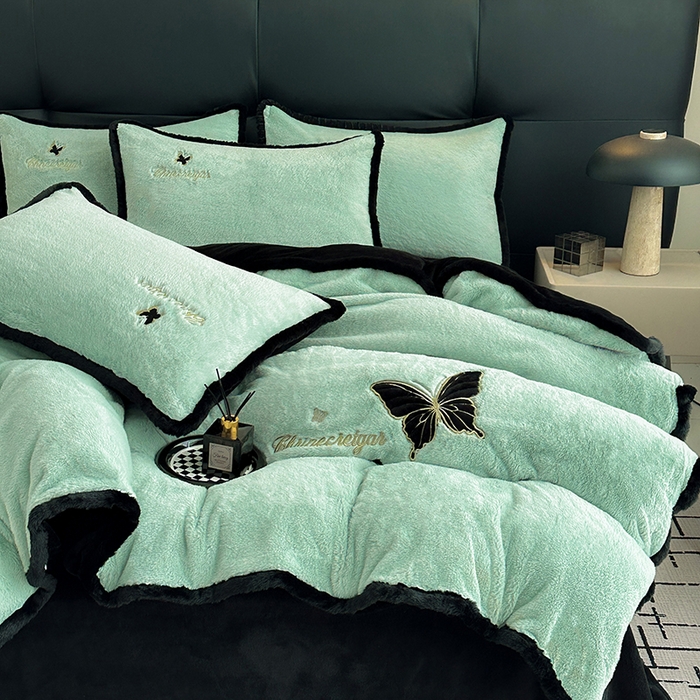 91家纺网 家纺一手货源 找家纺 2025兔毛包边贴布绣花牛奶绒四件套蝶恋 蝶恋-绿