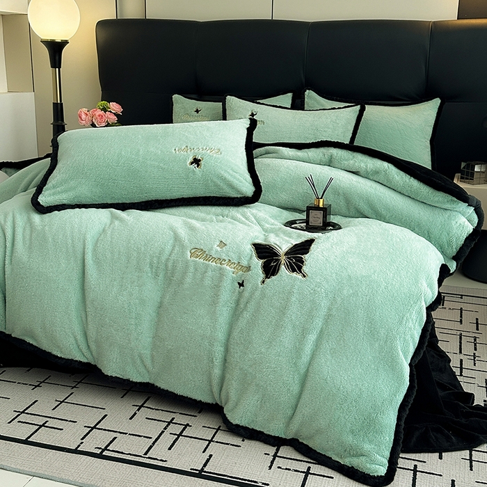 91家纺网 家纺一手货源 找家纺 2025兔毛包边贴布绣花牛奶绒四件套蝶恋 蝶恋-绿