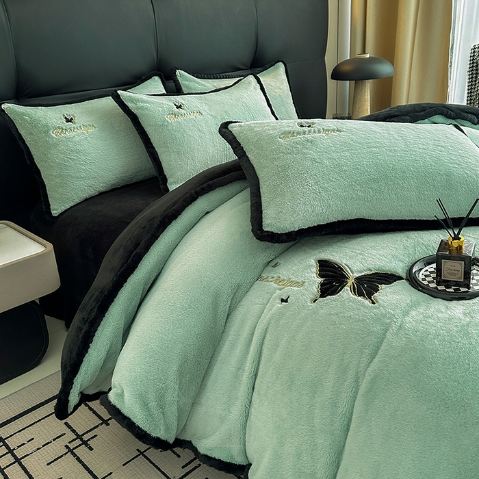 91家纺网 家纺一手货源 找家纺 2025兔毛包边贴布绣花牛奶绒四件套蝶恋 蝶恋-绿