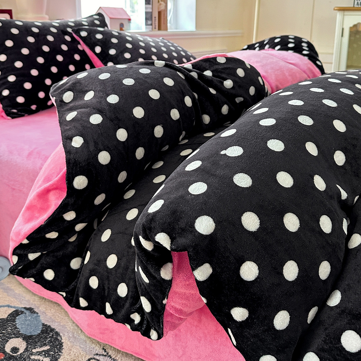 91家纺网 家纺一手货源 找家纺 水木坊 2025新款A加厚牛奶绒印花四件套-含买家秀 黑珍珠