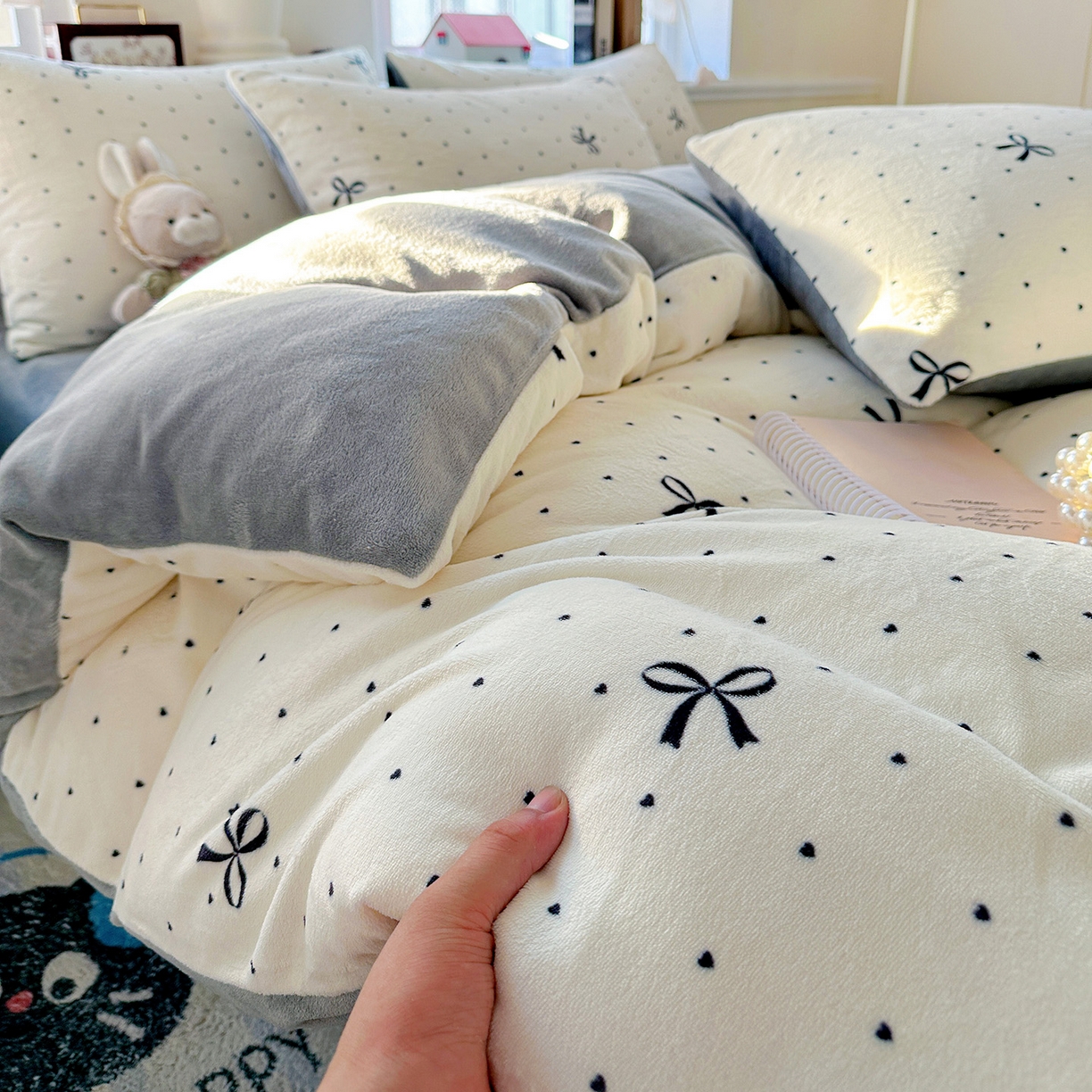 91家纺网 家纺一手货源 找家纺 水木坊 2025新款A加厚牛奶绒印花四件套-含买家秀 蝴蝶点点心
