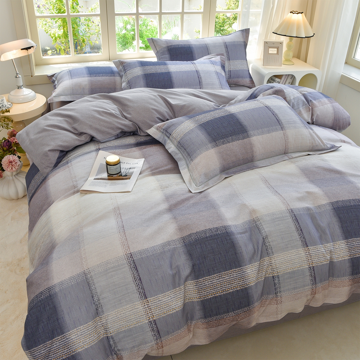 91家纺网 家纺一手货源 找家纺 董成龙家纺 2025新款全棉磨毛数码印花四件套 轻织漫冬-紫