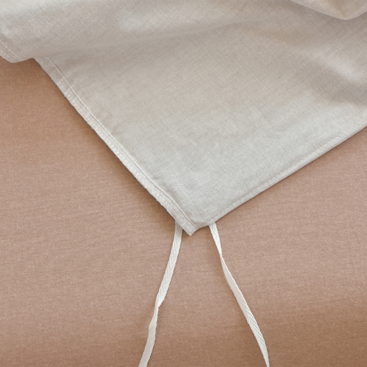 91家纺网 家纺一手货源 找家纺 董成龙家纺 2025新款全棉磨毛数码印花四件套 凯茜-黄