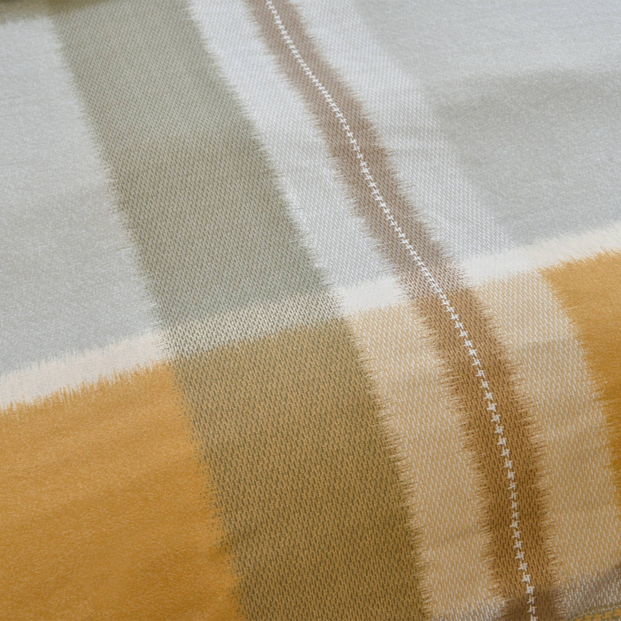 91家纺网 家纺一手货源 找家纺 董成龙家纺 2025新款全棉磨毛数码印花四件套 凯茜-黄