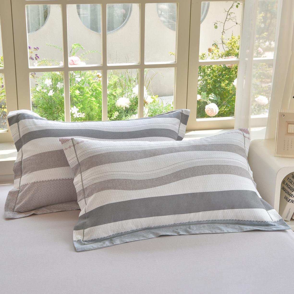 91家纺网 家纺一手货源 找家纺 董成龙家纺 2025新款全棉磨毛数码印花四件套 水平线-粉