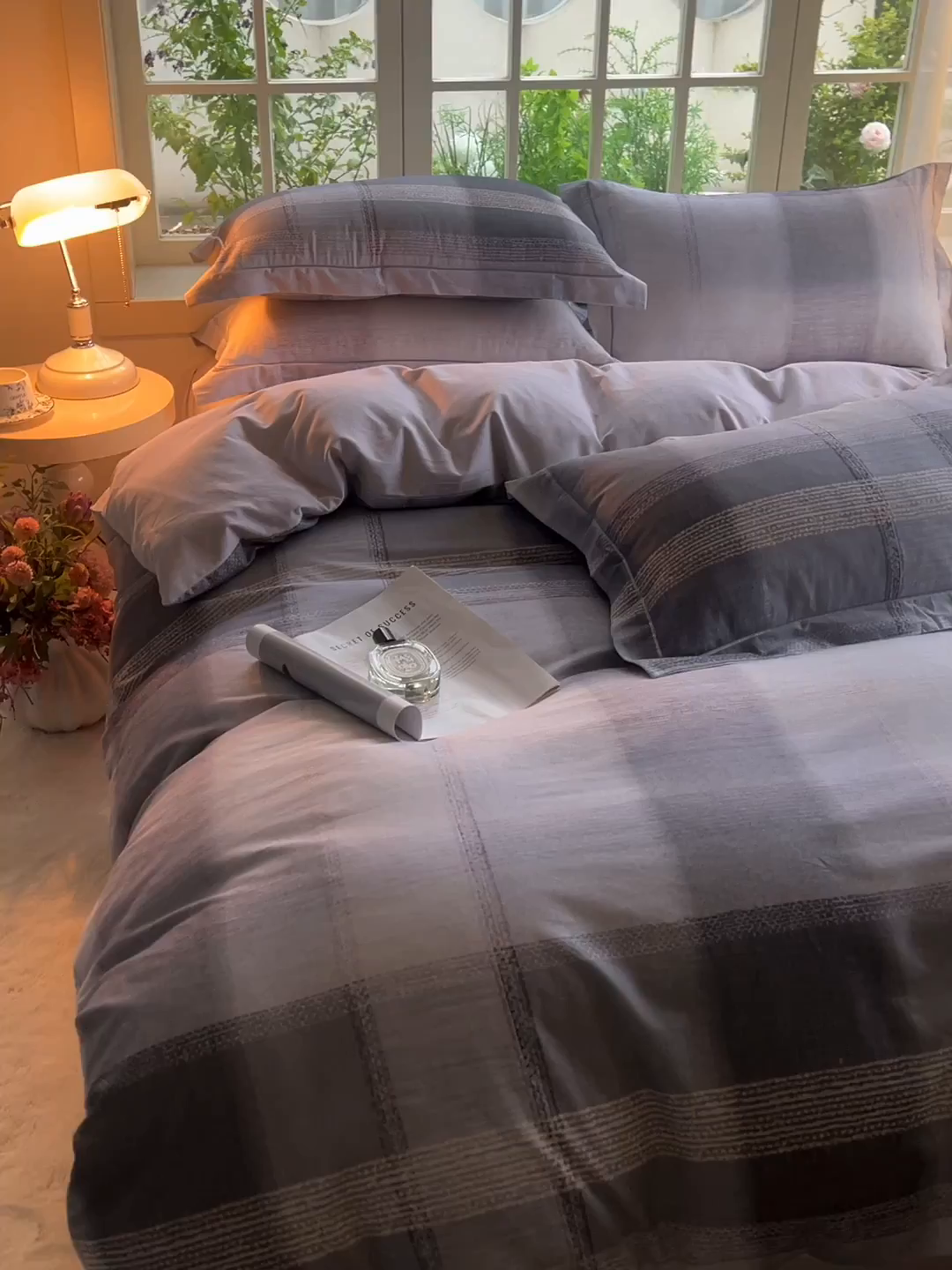 91家纺网 家纺一手货源 找家纺 董成龙家纺 2025新款全棉磨毛数码印花四件套 轻织漫冬-灰