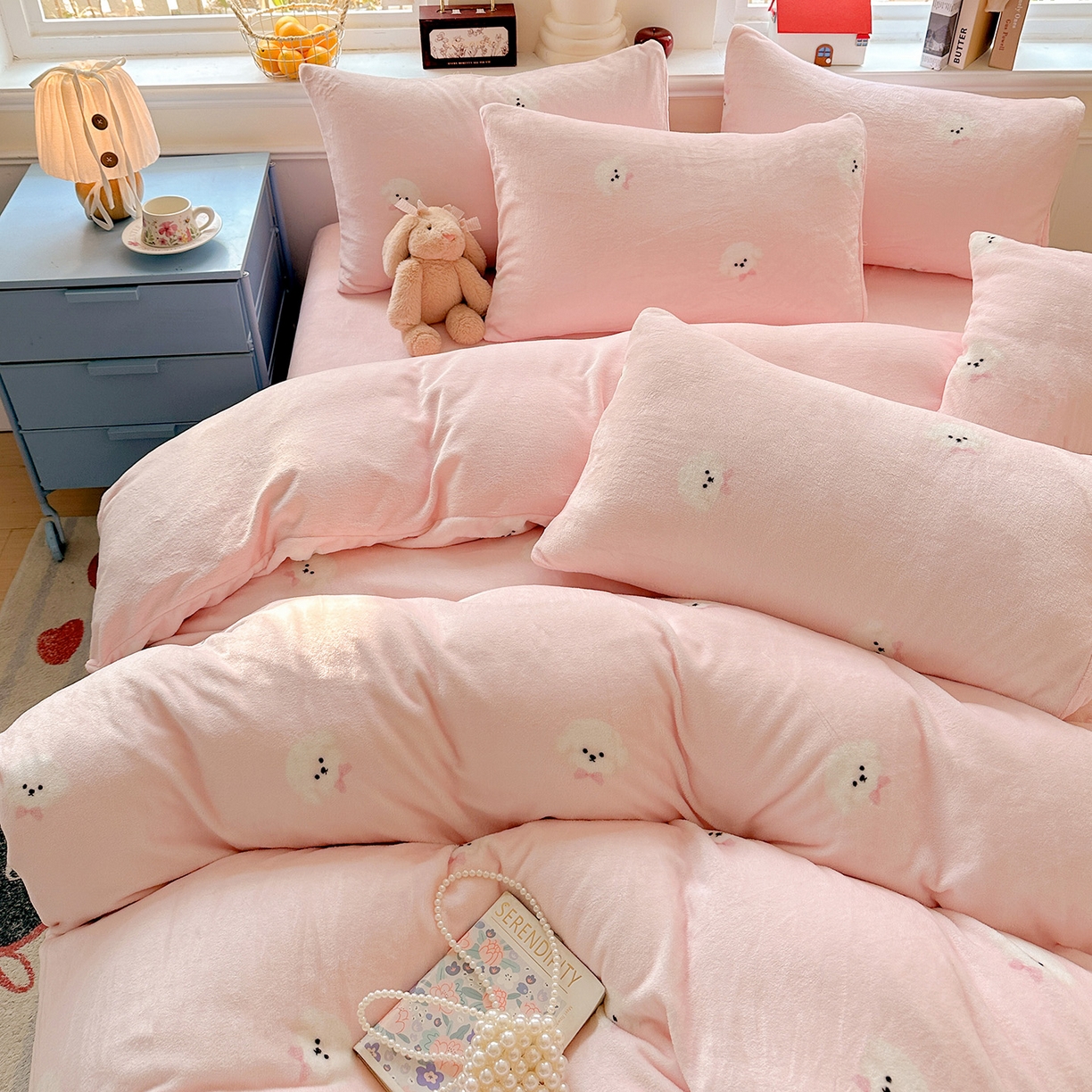 91家纺网 家纺一手货源 找家纺 水木坊 2025新款A加厚牛奶绒印花四件套-含买家秀 绒绒小狗-粉