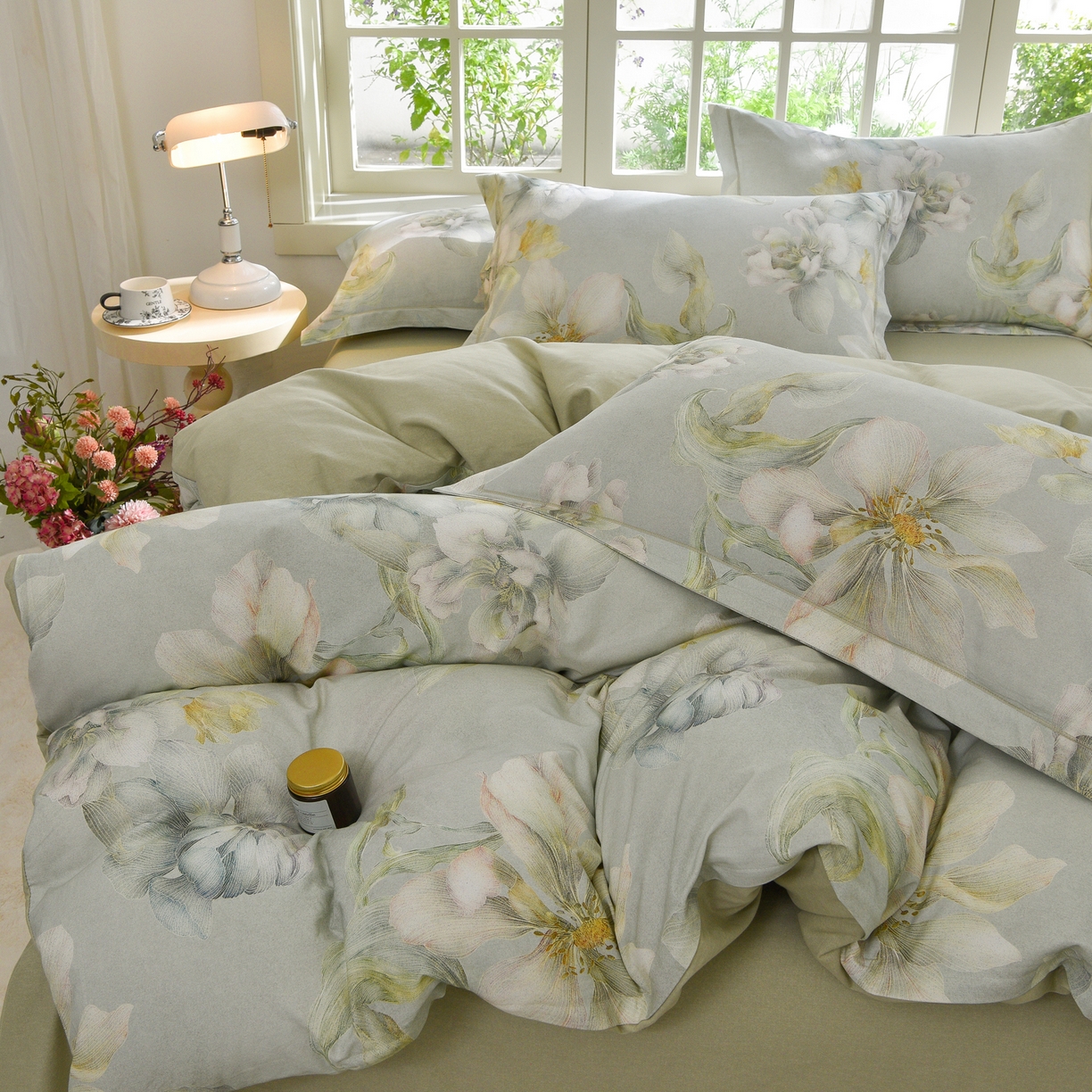 91家纺网 家纺一手货源 找家纺 董成龙家纺 2025新款全棉磨毛数码印花四件套 漫隐时光-兰