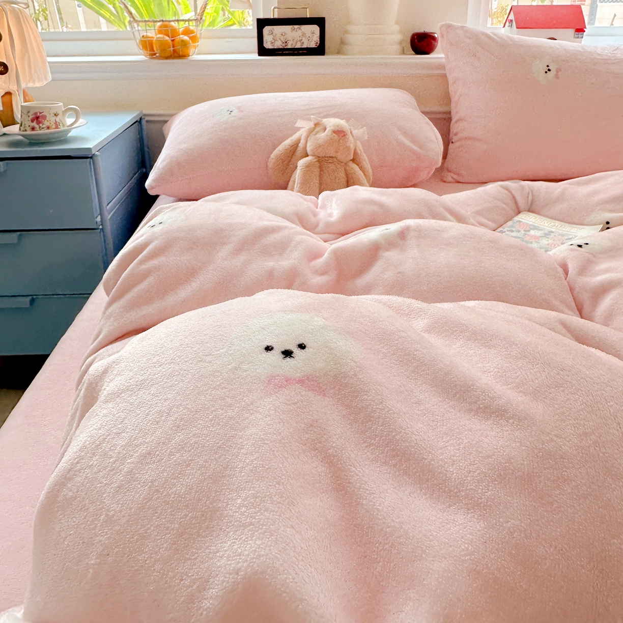 91家纺网 家纺一手货源 找家纺 水木坊 2025新款A加厚牛奶绒印花四件套-含买家秀 绒绒小狗-粉