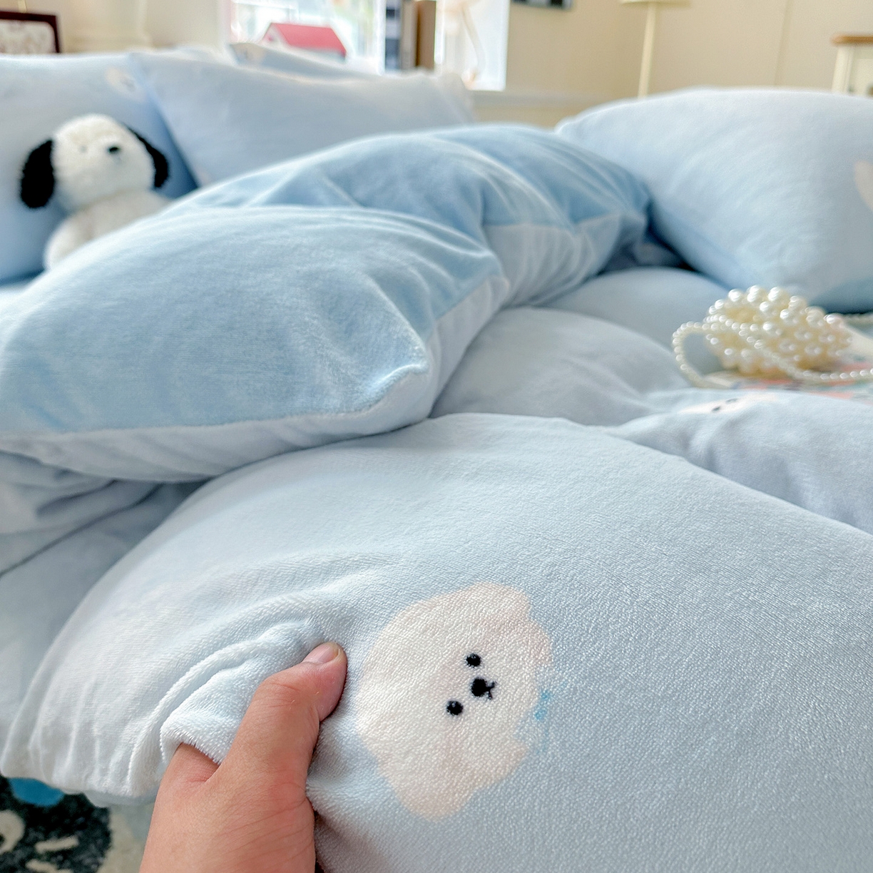 91家纺网 家纺一手货源 找家纺 水木坊 2025新款A加厚牛奶绒印花四件套-含买家秀 绒绒小狗-蓝