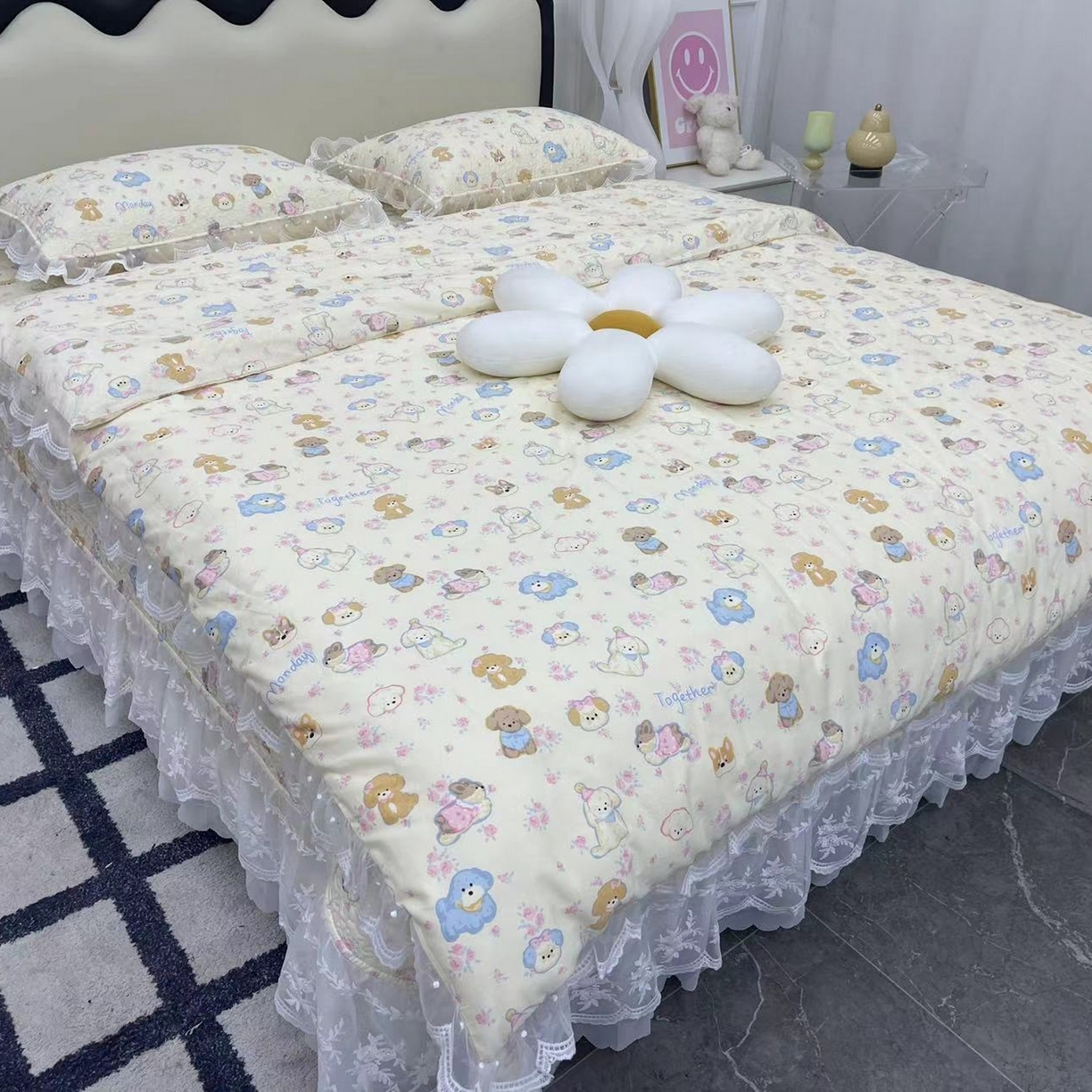 91家纺网 家纺一手货源 找家纺 禧瑞谷 2025新款双层花边纯棉床盖雪纺蕾丝款纯棉床盖四件套 奶油小狗