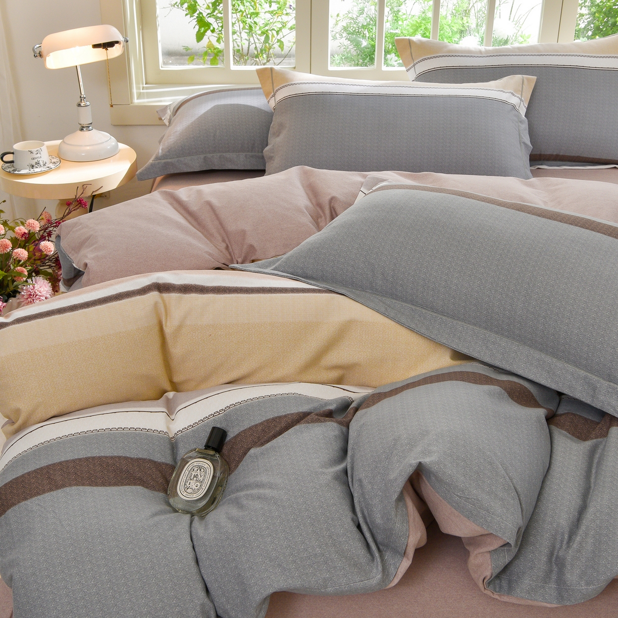 91家纺网 家纺一手货源 找家纺 董成龙家纺 2025新款全棉磨毛数码印花四件套 格雷特-黄