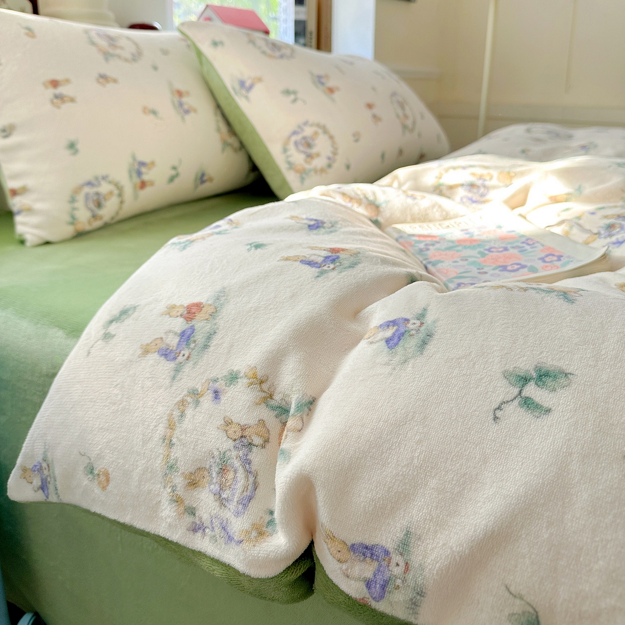 91家纺网 家纺一手货源 找家纺 水木坊 2025新款A加厚牛奶绒印花四件套-含买家秀 小兔幻境