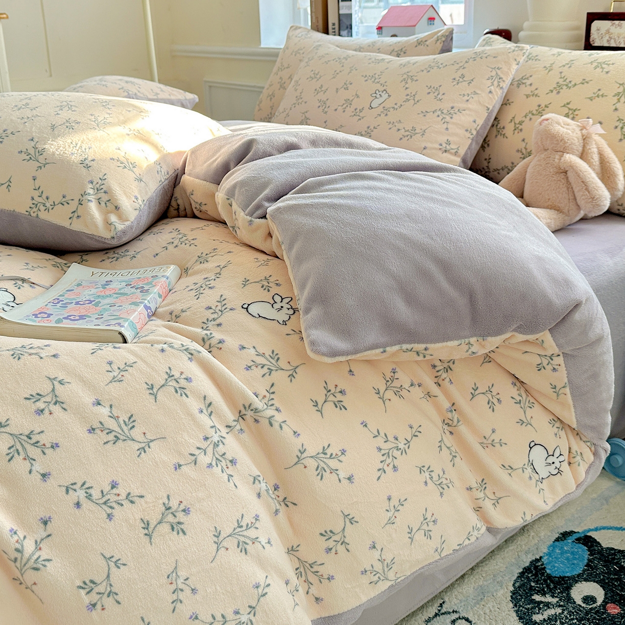 91家纺网 家纺一手货源 找家纺 水木坊 2025新款A加厚牛奶绒印花四件套-含买家秀 枝枝兔