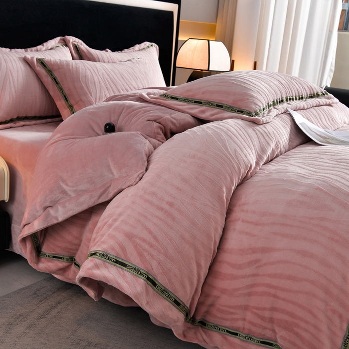 妮恒美 2025新款直播爆款牛奶绒四件套雕花压线款法莱绒四件套11 梦幻-豆沙