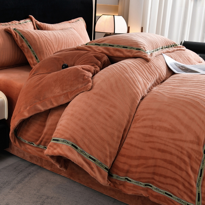 妮恒美 2025新款直播爆款牛奶绒四件套雕花压线款法莱绒四件套11 梦幻-焦糖