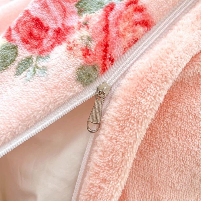 91家纺网 家纺一手货源 找家纺 铠畅 2025新款加厚牛奶绒床盖四件套 美女樱粉