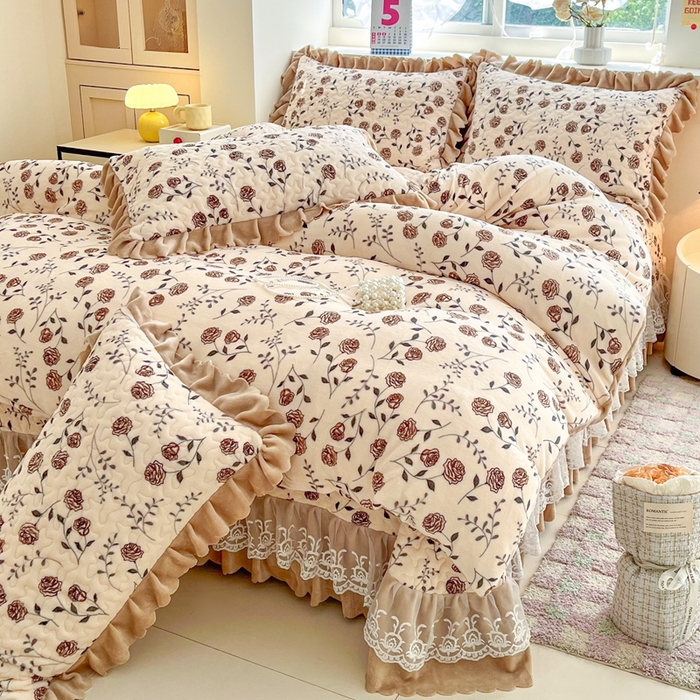 91家纺网 家纺一手货源 找家纺 铠畅 2025新款加厚牛奶绒床盖四件套 玫瑰之恋