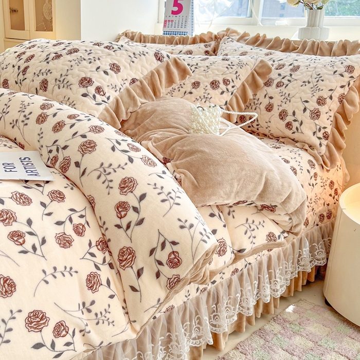 91家纺网 家纺一手货源 找家纺 铠畅 2025新款加厚牛奶绒床盖四件套 玫瑰之恋