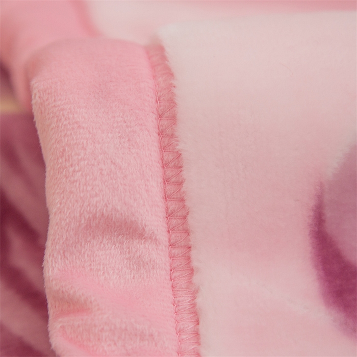 91家纺网 家纺一手货源 找家纺 悦织湾家纺 2025新款A类大版卡通毛毯儿童云毯童毯盖毯毯子绒毯小毯子沙发休闲毯办公室午睡毯 粉红喵