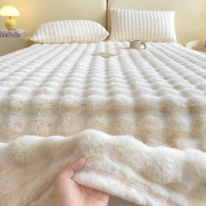 91家纺网 家纺一手货源 找家纺 品乐家纺 2025新款秋冬A类高克重300g泡泡兔绒保暖床单单品床单单件床单 泡泡 优雅白