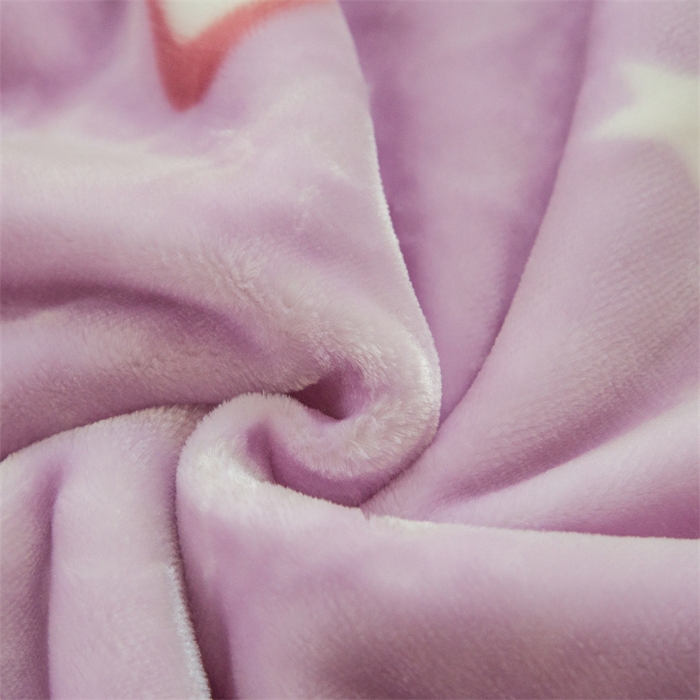 91家纺网 家纺一手货源 找家纺 悦织湾家纺 2025新款A类大版卡通毛毯儿童云毯童毯盖毯毯子绒毯小毯子沙发休闲毯办公室午睡毯 淘气喵紫