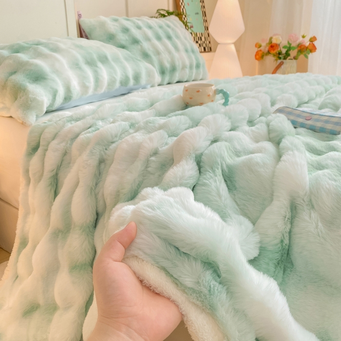 91家纺网 家纺一手货源 找家纺 品乐家纺 2025新款秋冬A类高克重300g泡泡兔绒保暖床单单品床单单件床单 炫彩 青草绿