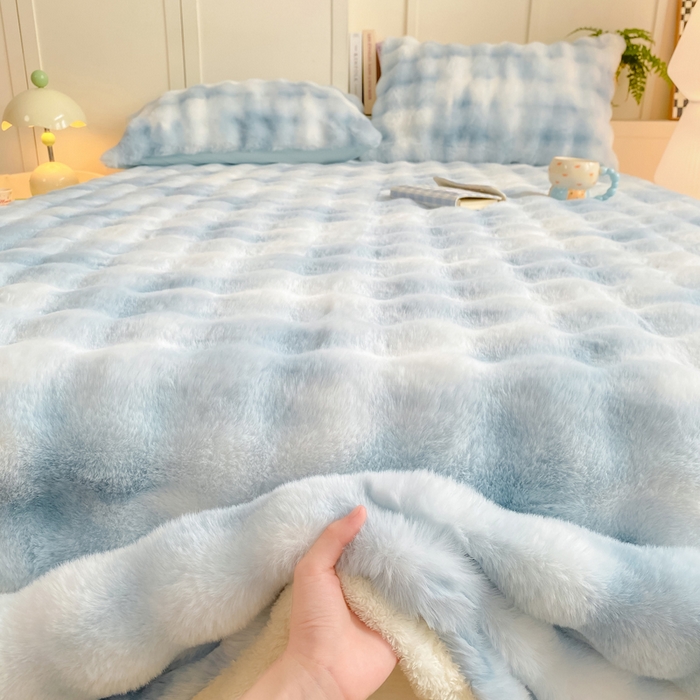 91家纺网 家纺一手货源 找家纺 品乐家纺 2025新款秋冬A类高克重300g泡泡兔绒保暖床单单品床单单件床单 炫彩 清水兰