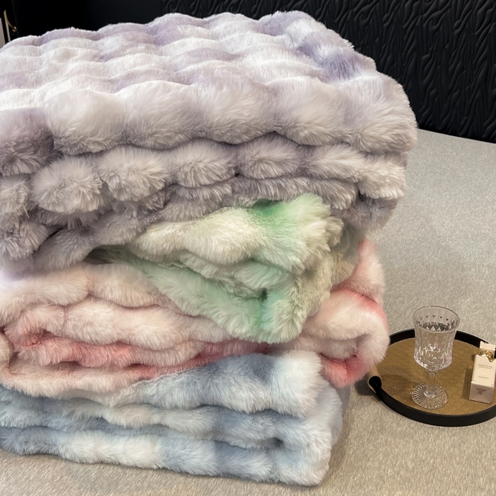 91家纺网 家纺一手货源 找家纺 品乐家纺 2025新款秋冬A类高克重300g泡泡兔绒保暖被套单品被套单件被套 组合图仅供展示不可下单