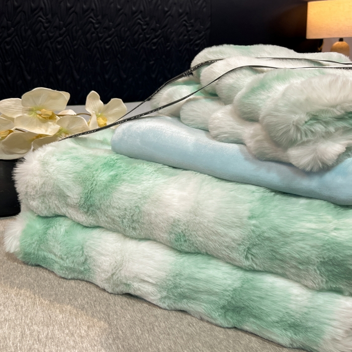 91家纺网 家纺一手货源 找家纺 品乐家纺 2025新款秋冬A类高克重300g泡泡兔绒保暖被套单品被套单件被套 组合图仅供展示不可下单