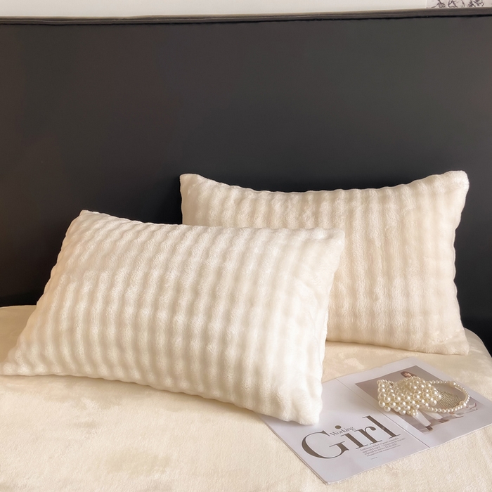 91家纺网 家纺一手货源 找家纺 品乐家纺 2025新款秋冬A类高克重300g泡泡兔绒保暖被套单品被套单件被套 泡泡  优雅白