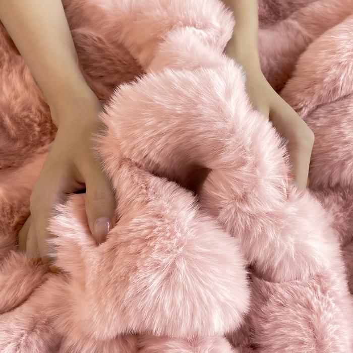 91家纺网 家纺一手货源 找家纺 品乐家纺 2025新款秋冬A类高克重300g泡泡兔绒保暖被套单品被套单件被套 泡泡  粉豆沙