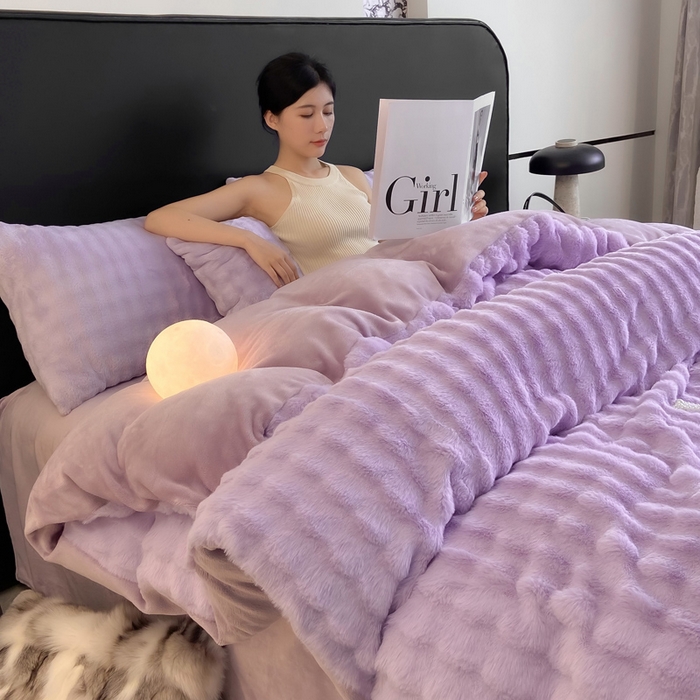 91家纺网 家纺一手货源 找家纺 品乐家纺 2025新款秋冬A类高克重300g泡泡兔绒保暖被套单品被套单件被套 泡泡  梦幻紫
