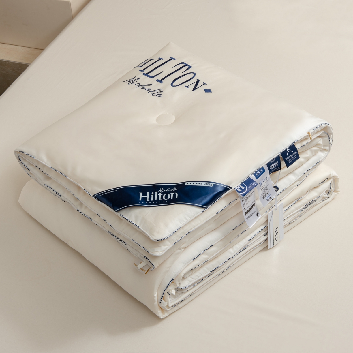 91家纺网 家纺一手货源 找家纺 （总）芯氧 2025新款米契尔希尔顿五星级酒店新疆长绒棉纯棉100支高奢大豆被,白色