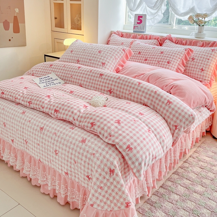 91家纺网 家纺一手货源 找家纺 铠畅 2025新款加厚牛奶绒床盖四件套 蜜糖蝴蝶结