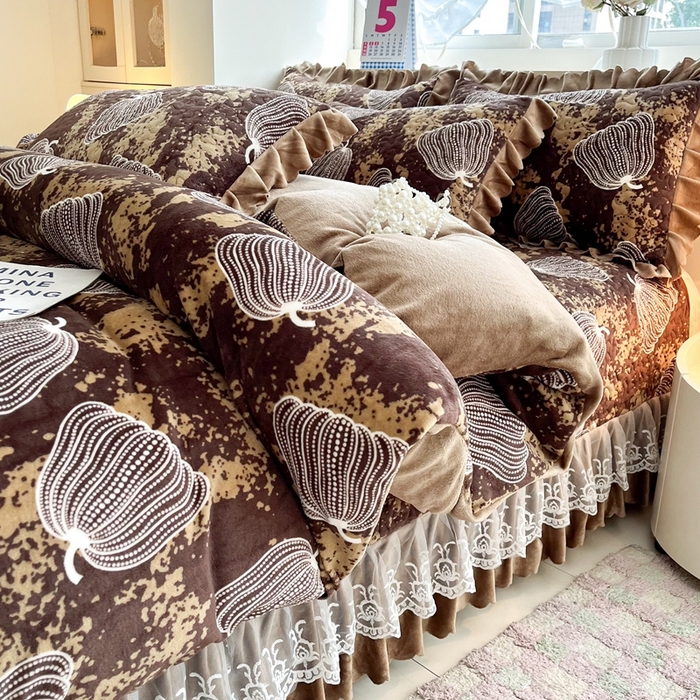 91家纺网 家纺一手货源 找家纺 铠畅 2025新款加厚牛奶绒床盖四件套 南瓜派