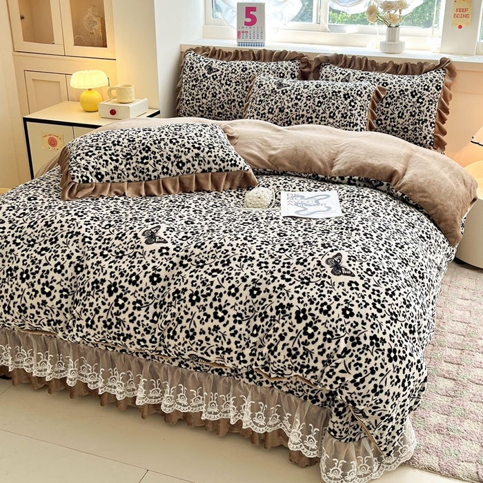 91家纺网 家纺一手货源 找家纺 铠畅 2025新款加厚牛奶绒床盖四件套 翩翩起舞