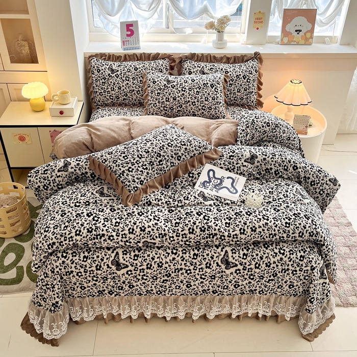 91家纺网 家纺一手货源 找家纺 铠畅 2025新款加厚牛奶绒床盖四件套 翩翩起舞