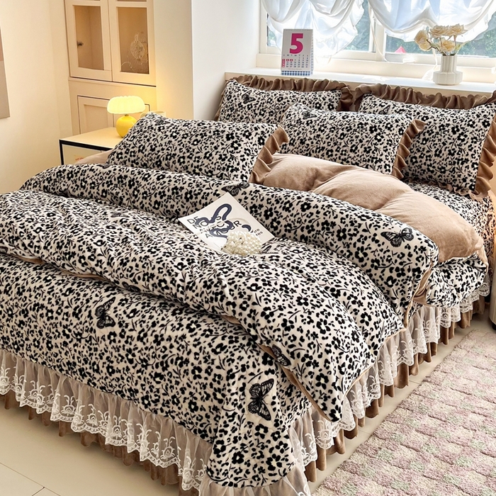 91家纺网 家纺一手货源 找家纺 铠畅 2025新款加厚牛奶绒床盖四件套 翩翩起舞