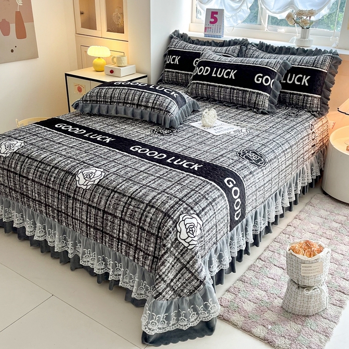 91家纺网 家纺一手货源 找家纺 铠畅 2025新款加厚牛奶绒床盖四件套 午后巴黎