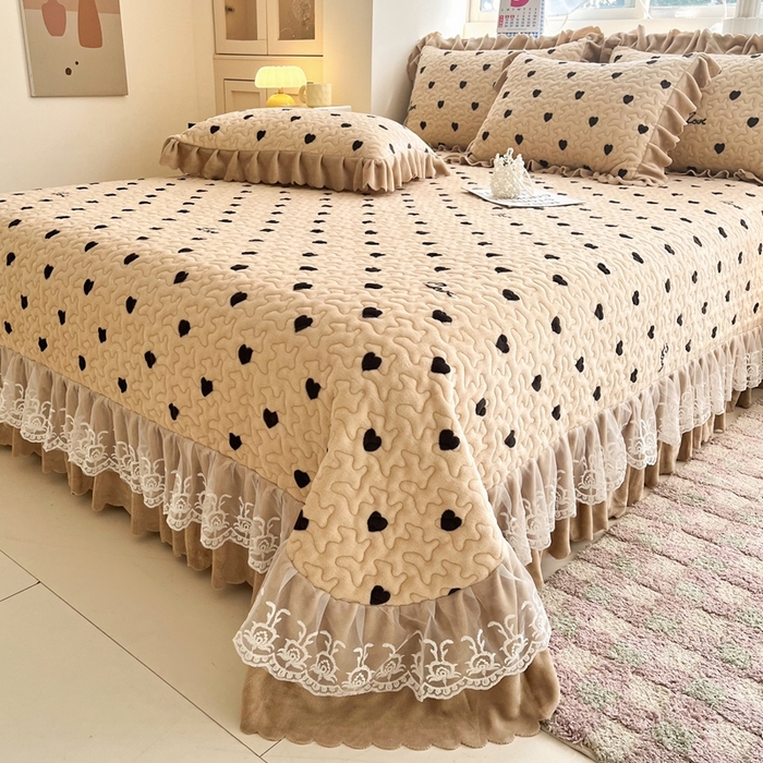 91家纺网 家纺一手货源 找家纺 铠畅 2025新款加厚牛奶绒床盖四件套 心动信号