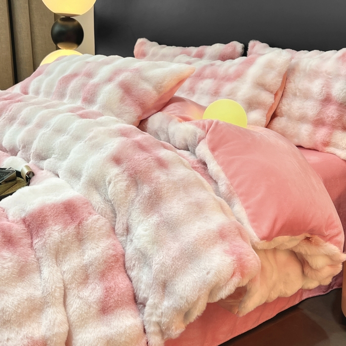 91家纺网 家纺一手货源 找家纺 品乐家纺 2025新款秋冬A类高克重300g泡泡兔绒保暖被套单品被套单件被套 炫彩   胭脂粉